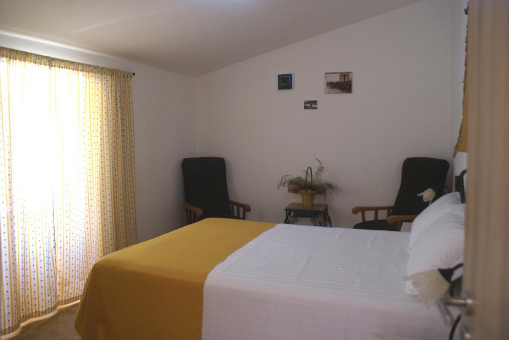 Vila Encosta Do Castelo Portel Pokoj fotografie