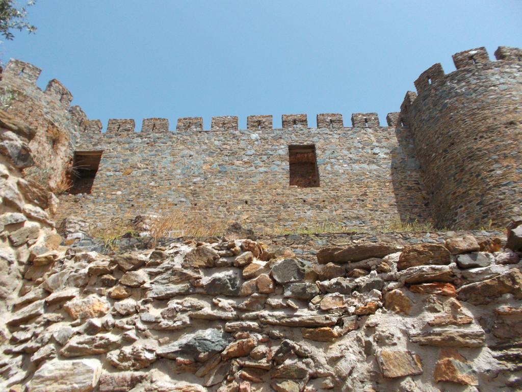 Vila Encosta Do Castelo Portel Exteriér fotografie